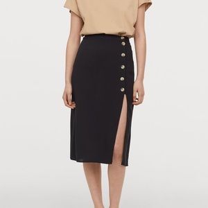 Side Button Slit Midi Skirt